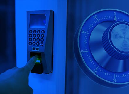 Commercial locksmith Smyrna